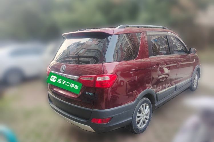 Used Dongfeng Fengon 370 2016 1.5L Manual Elite Home Edition 7-Seater