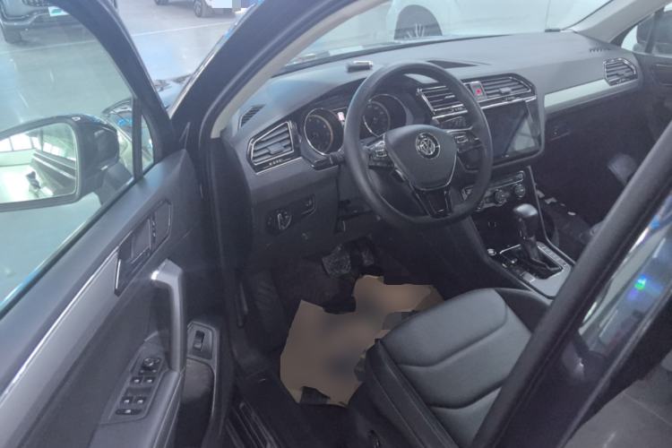 Used Volkswagen Tiguan L 2020 330TSI Automatic Two-Wheel Drive Smart Luxury Edition China VI Standard