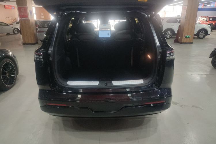 Used Dongfeng eπ eπ008 2024 210Max Range-Extended Version 6 Seats