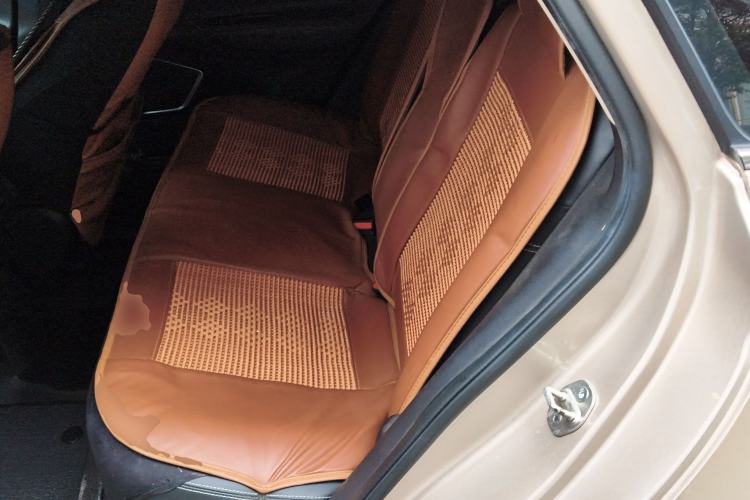 Used Geely Auto Emgrand GL 2017 1.8L Manual Elite Model
