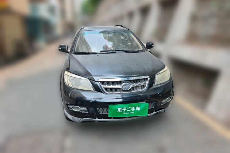 Used BYD S6 2012 2.4L Automatic Luxury Edition

