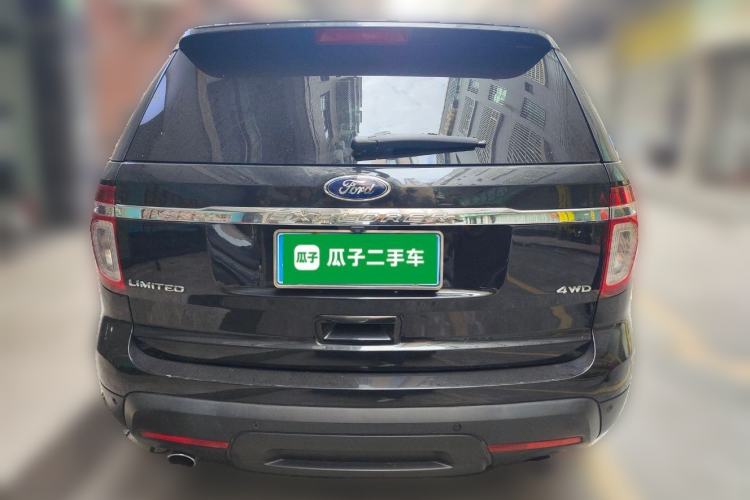 Used Ford Explorer 2013 3.5L Deluxe Model
