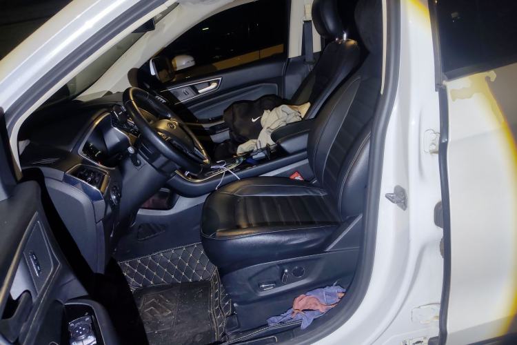 Used Ford Edge 2018 EcoBoost 245 Two-Wheel-Drive Titanium 7-Seater China V Standard
