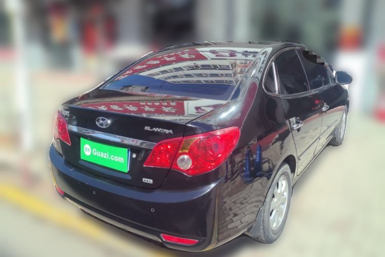 Used Hyundai Celesta 2010 1.6L AT GLS Rear Right 45 Deg