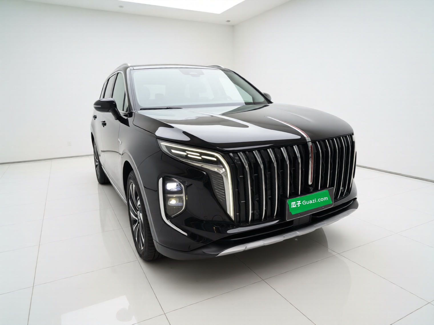 Hongqi HS7 PHEV 2024 2.0T PHEV Four-Wheel Drive Flagship Edition 6 Seats — снимка 3