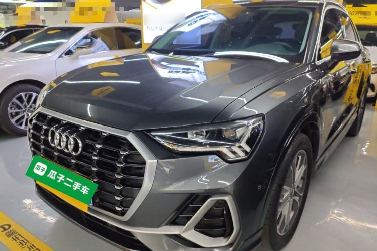 Used Audi Q3 2019 40 TFSI Fashion Dynamic Model