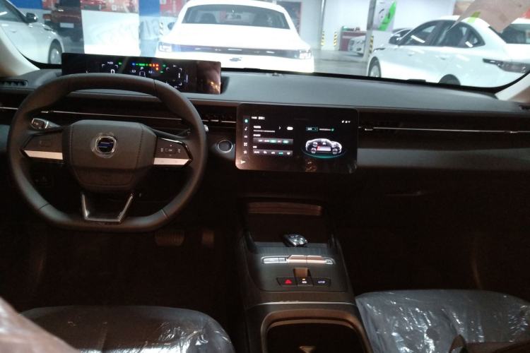 Used CHANGAN OSHAN 520 2025 Standard Edition
