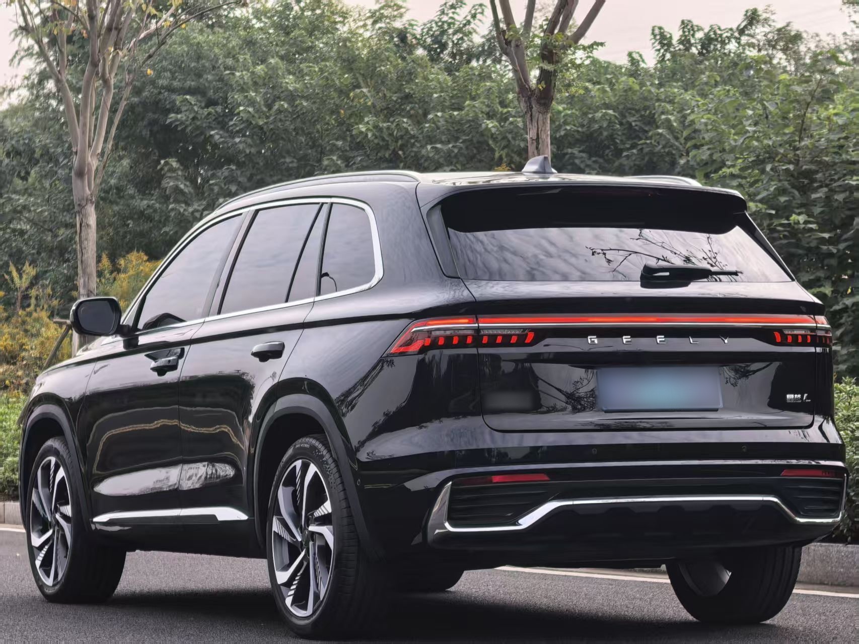 Geely Auto Monjaro L 2021 2.0TD DCT EVO Two-Wheel Drive Smart Luxury Version — снимка 15