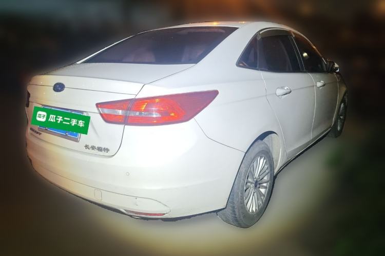 Used Ford Escort 2015 1.5L Automatic Comfort Edition Rear Right 45 Deg