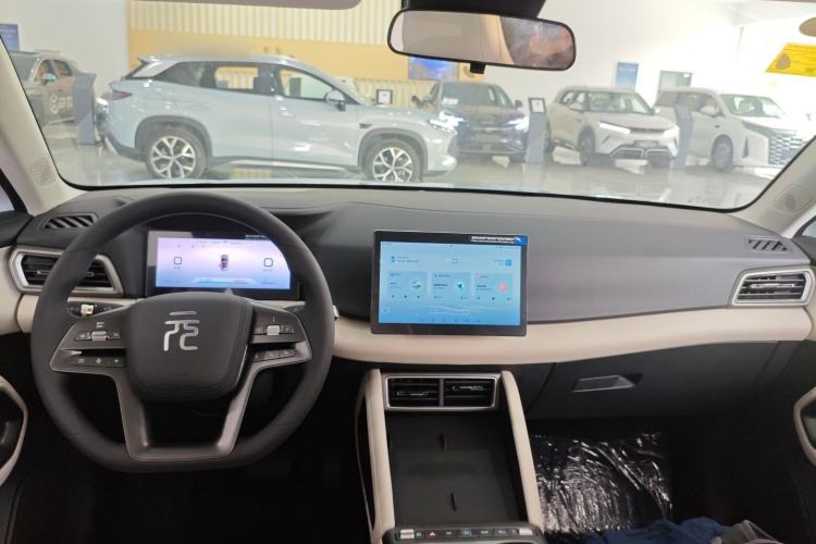 Used BYD Yuan UP 2025 Model 301KM Leading Version