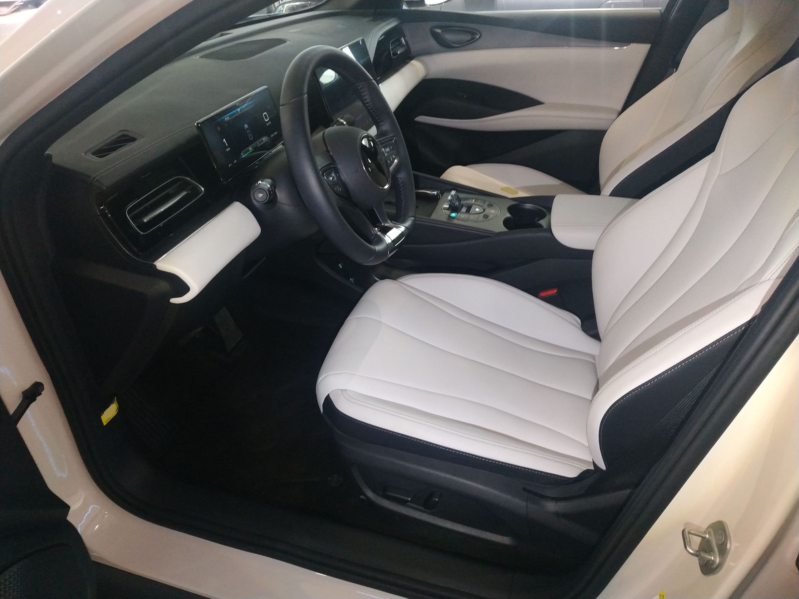 BYD Seal 06 New Energy 2024 DM-i 120KM Prestige Model — снимка 17