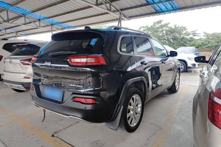 Used Jeep Cherokee 2015 2.4L Elite Edition