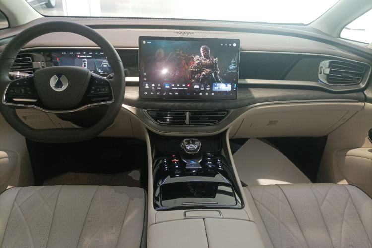 Used Denza D9 2024 DM-i 1050 Luxury Model Center Console