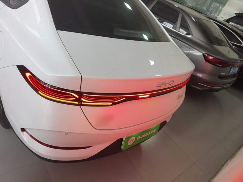 Used BYD Qin PLUS 2025 DM-i Smart Drive 55KM Leading Model — 5