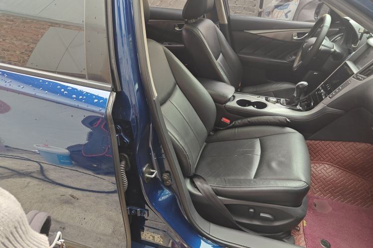 Used Infiniti Q50L 2016 2.0T Enjoyment Edition Right Front Seat