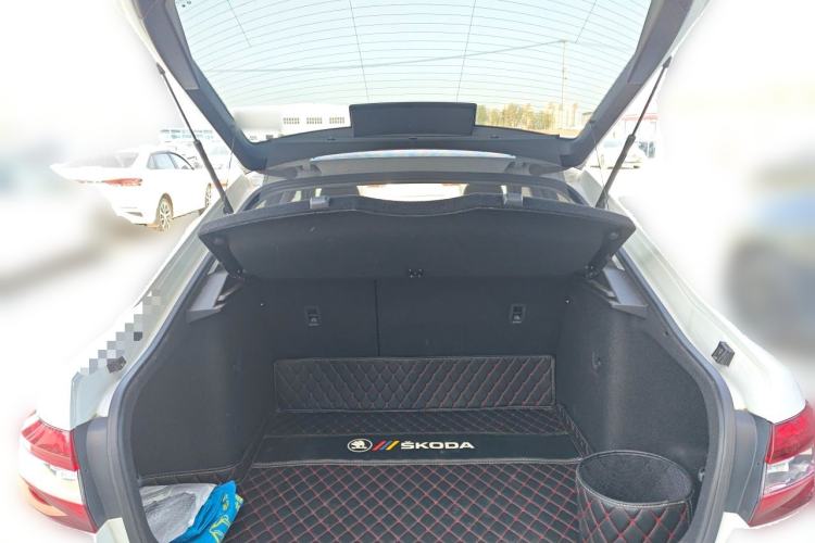 Used Skoda Octavia 2019 1.5L Automatic Smart Drive Luxury Edition China V Standard
