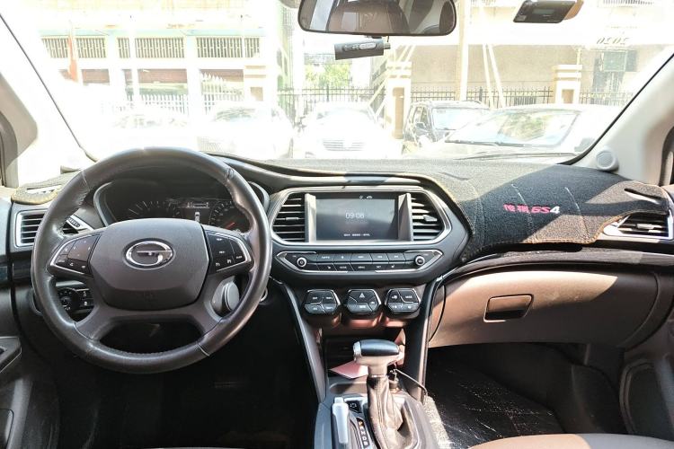 Used GAC Trumpchi GS4 2015 200T G-DCT Luxury Edition
