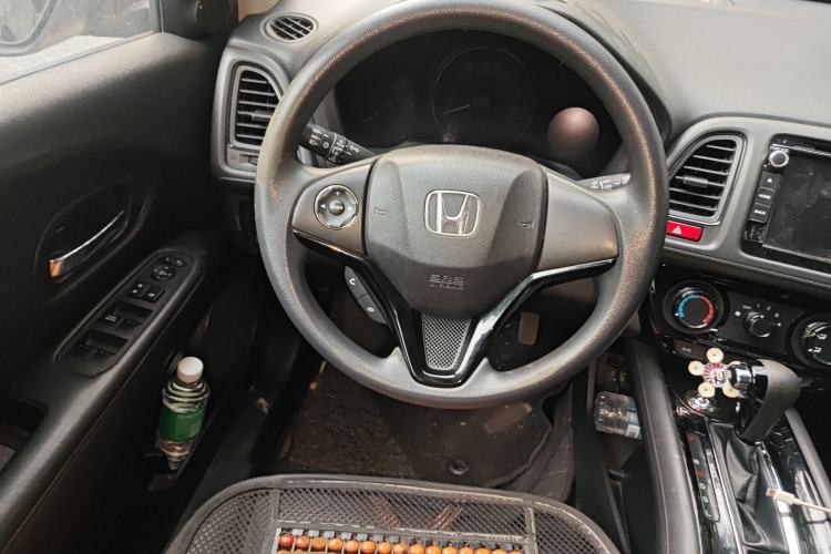 Used Honda Vezel 2015 1.5L CVT two-wheel drive Comfort trim Steering Wheel