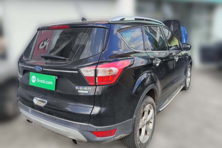 Used Ford Kuga 2018 EcoBoost 180 Two-Wheel-Drive Platinum Edition