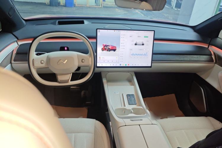 Used ONVO L60 2024 60 kWh Rear-Drive Version