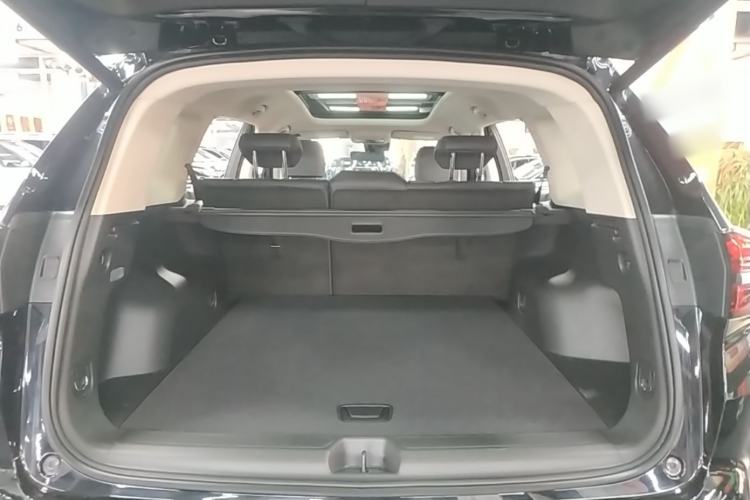 Used Buick Envision 2023 Encore Plus 652T Five-Seat All-Wheel-Drive Luxury Model
