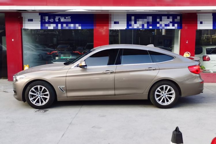 Used BMW 3 Series GT 2017 320i Sport Edition
