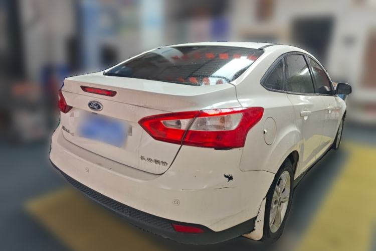 Used Ford Focus 2012 Sedan 1.6L Automatic Fashion Edition