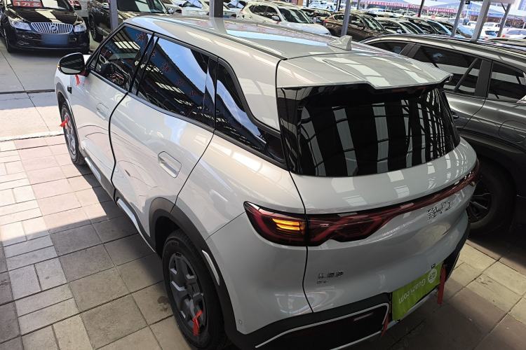 Used BYD Yuan UP 2025 Intelligent Driving Version 401 KM Dynamic Edition Rear Left 45 Deg