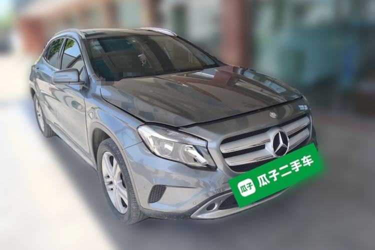 Used Mercedes-Benz GLA 2016 GLA 200 Fashion Model Front Right 45 Deg