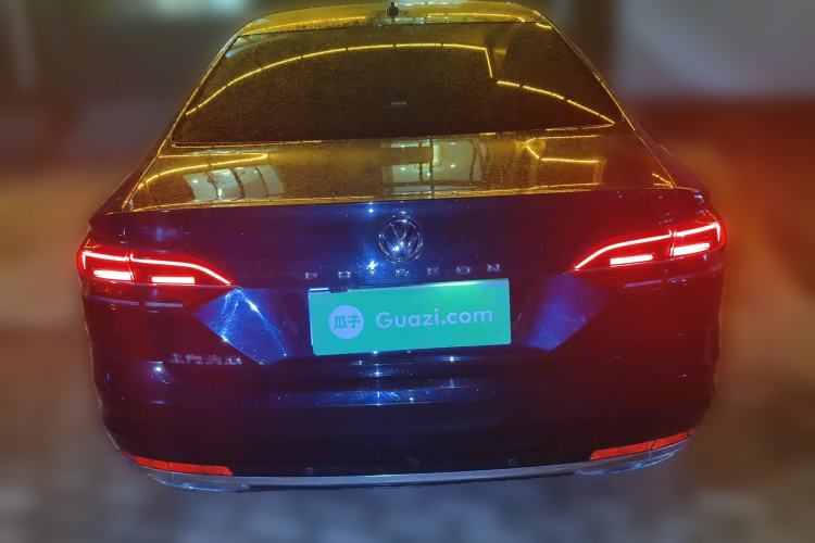 Used Volkswagen Phideon 2018 Revised Version 380TSI Two-Wheel Drive Business Edition
