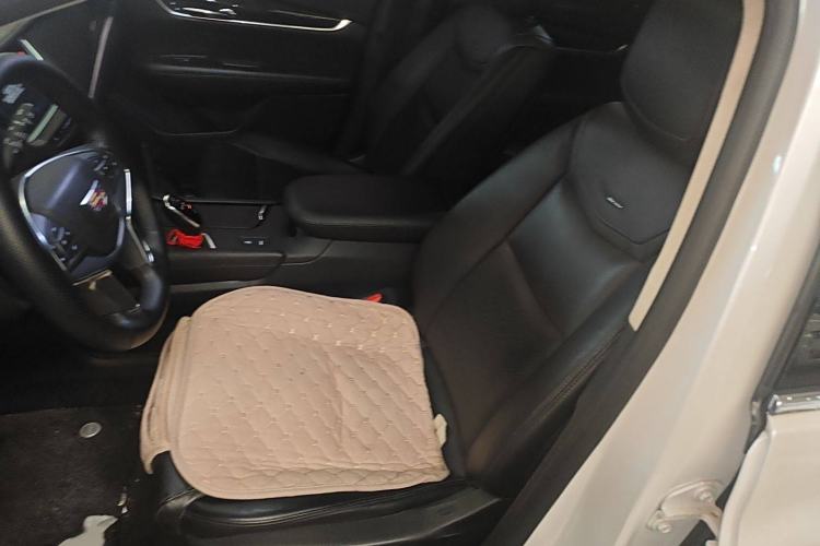 Used Cadillac XT5 2018 25T Luxury Model