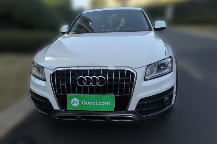 Used Audi Q5 2017 Plus 40 TFSI Technology Model