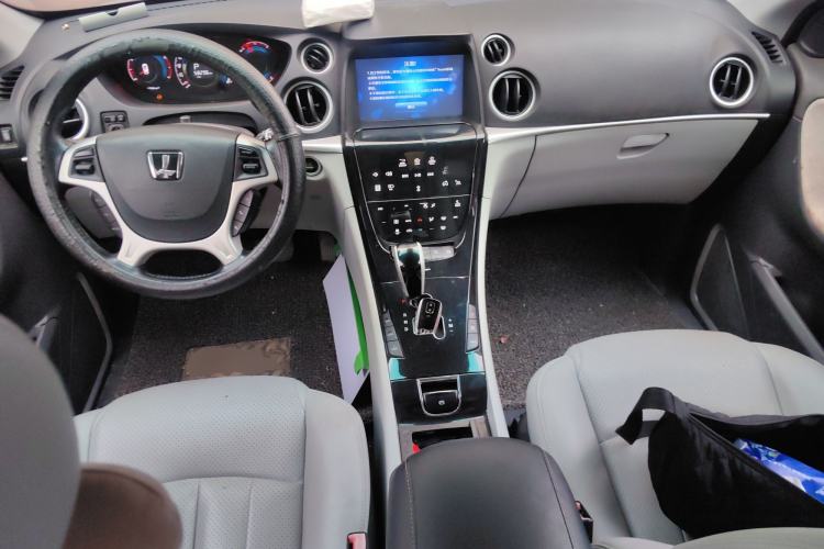 Used Luxgen Great 7 SUV 2014 2.2T Four-Wheel Drive Prestige Version
