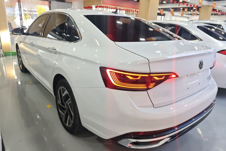 Used Volkswagen Sagitar 2023 300TSI DSG Excellence Edition Rear Left 45 Deg