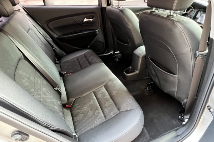 Used FAW Junpai A70 2016 1.6L Automatic Luxury Model Interior 8