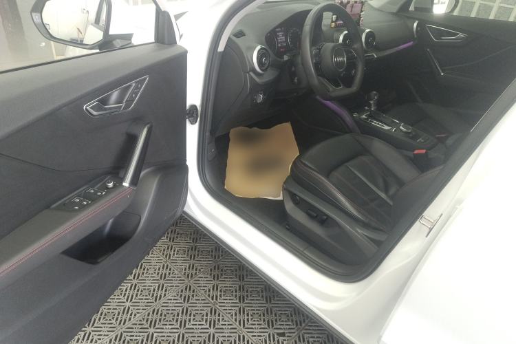 Used Audi Q2L 2022 35 TFSI Progressive Dynamic Edition Driver Seat