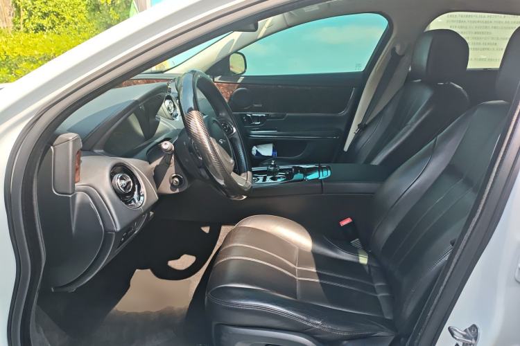 Used Jaguar XJ 2015 XJL 3.0 SC Four-Wheel Drive Panoramic Business Edition Left Front Seat