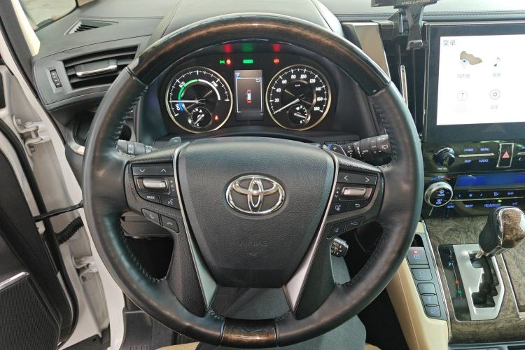 Used Toyota Vellfire 2023 Crown Dual-Engine 2.5L HV Ultimate Edition Steering Wheel