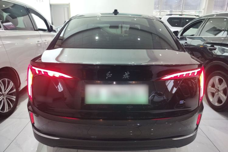 Used Hongqi E-QM5 2024 610 km PLUS
