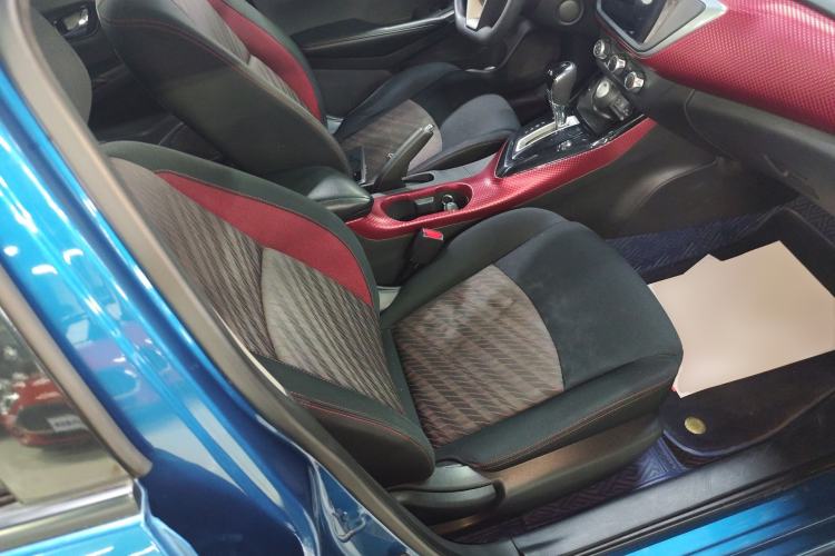 Used Nissan Lannia 2019 1.6L CVT Smart Connect Smart Cool Version China VI Standard
