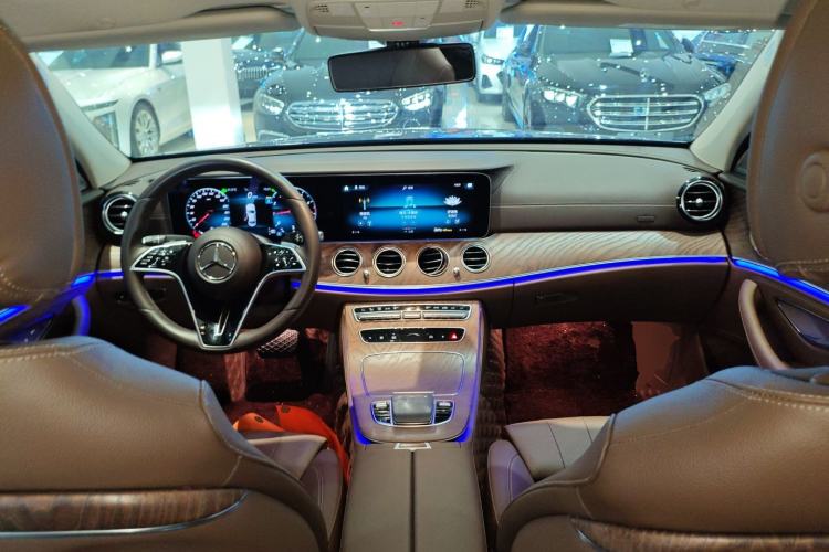 Used Mercedes-Benz E-Class 2023 Facelift E 260 L