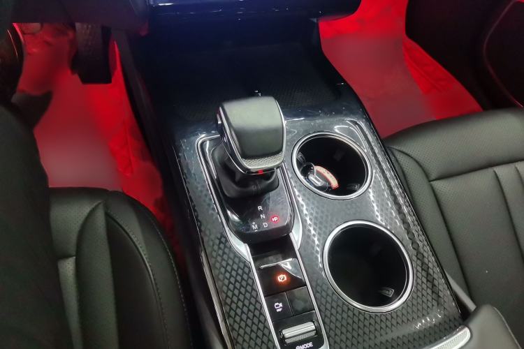 Used Hongqi HS3 2023 1.5T Two-Wheel Drive Shanwei Edition Gear Lever