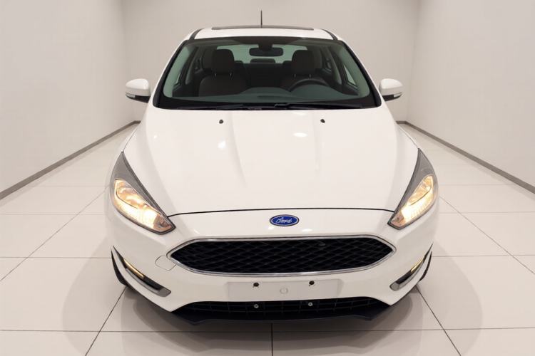 Used Ford Focus 2015 Hatchback 1.6L Automatic Fashion Edition
