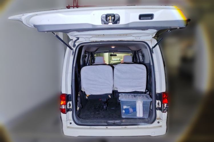 Used Nissan NV200 2010 1.6L Luxury Model Trunk