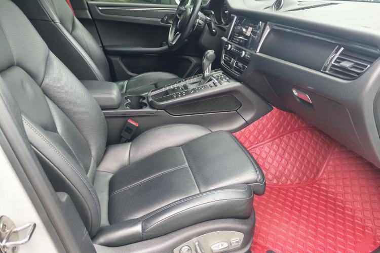 Used Porsche Macan 2021 Macan 2.0T Interior 3