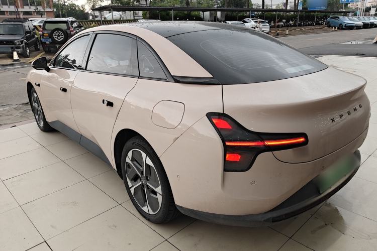 Used XPeng MONA M03 2024 620 with Ultra-Long Range
