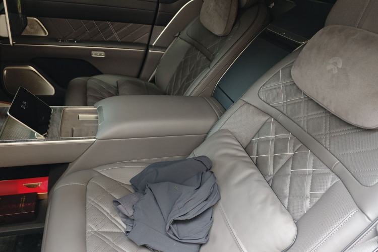 Used Nio ET9 2025 100kWh Signature Edition
