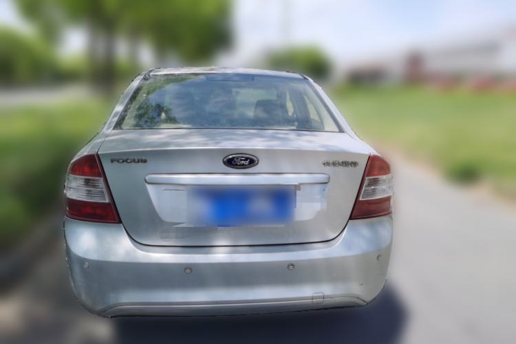 Used Ford Focus 2013 Sedan Classic 1.8L Manual Base Model