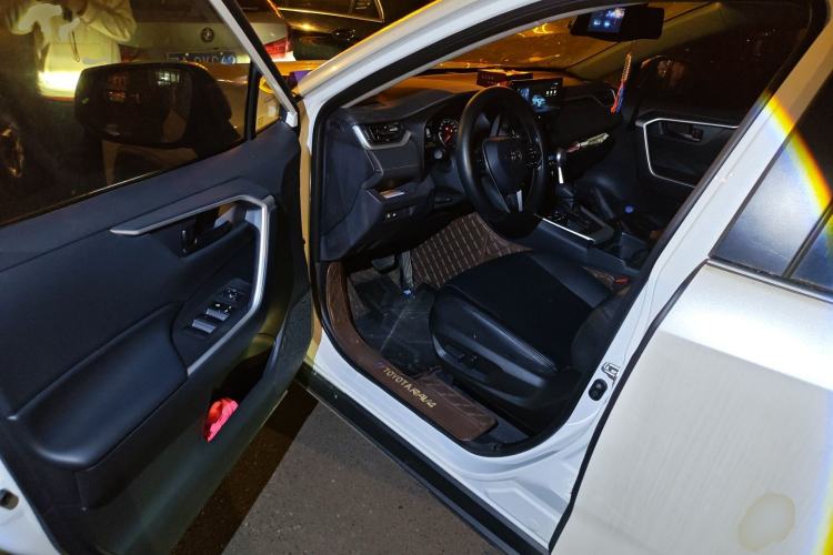 Used Toyota RAV4 2023 2.0L CVT Two-Wheel Drive Urban Edition