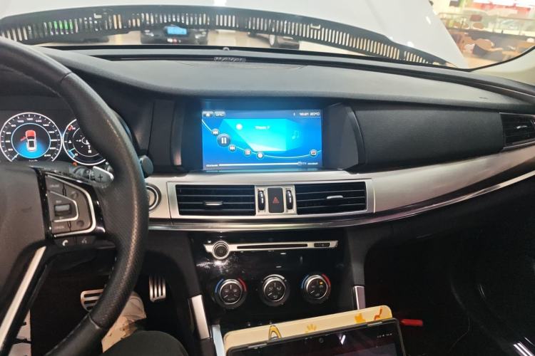 Used Haval H7 2017 Red-Label H7 2.0T Automatic Prestige Model
